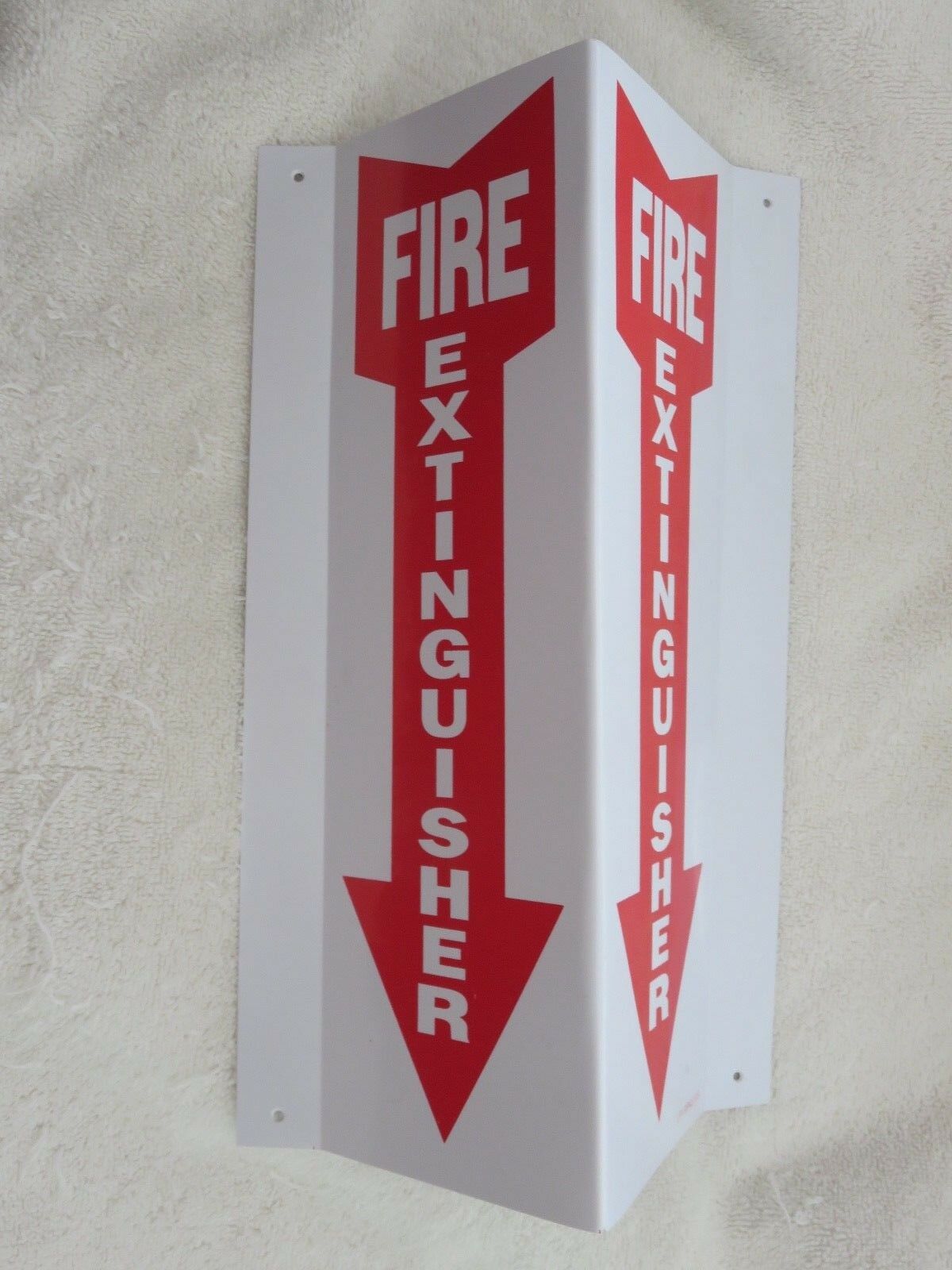 (1-sign) 4 X 12 (3-d) Rigid Plastic Angle "fire Extinguisher Arrow" Sign