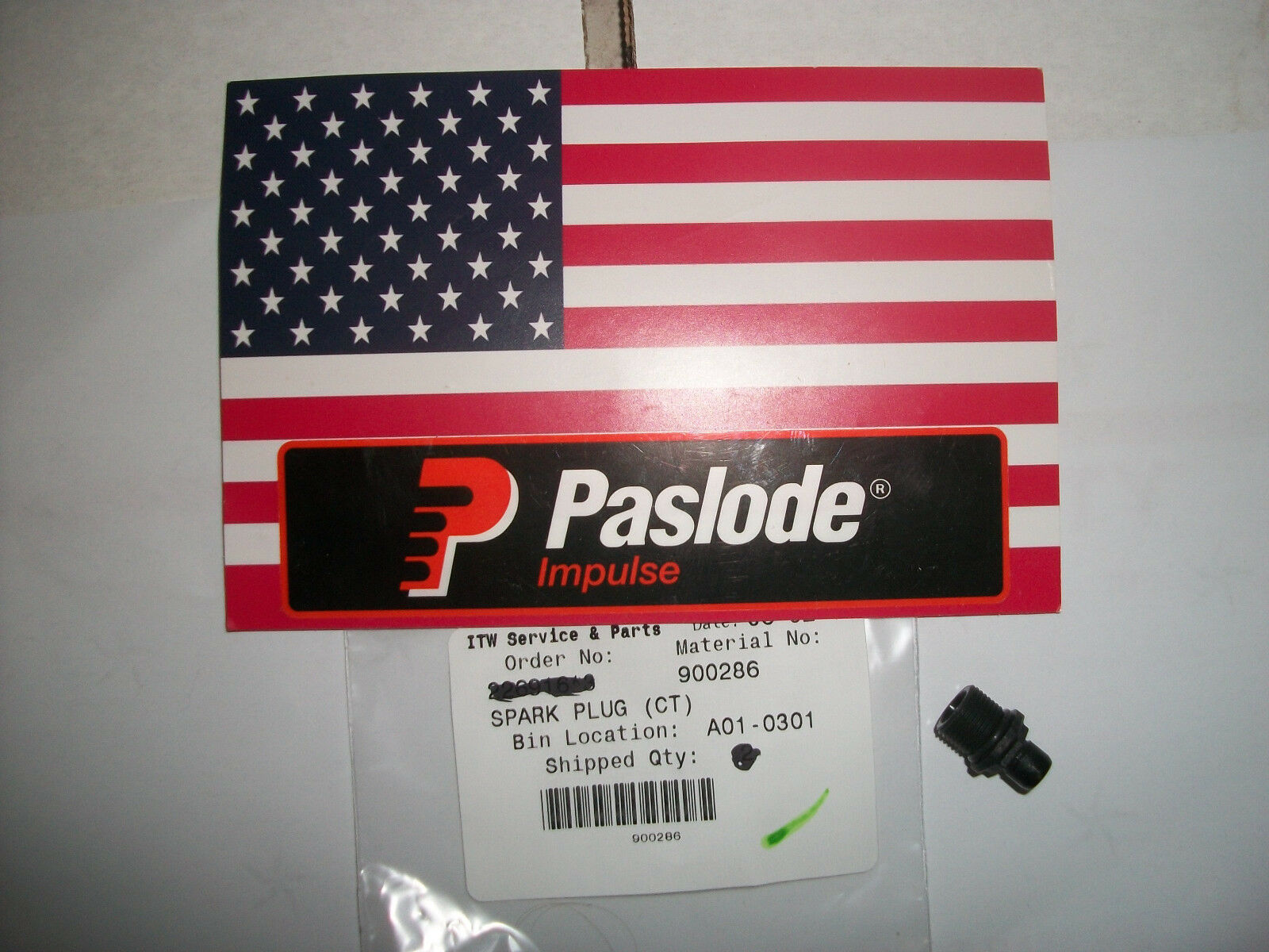 Paslode Part # 900286 - Spark Plug Assembly (900420, 902200, 902600 Framers)