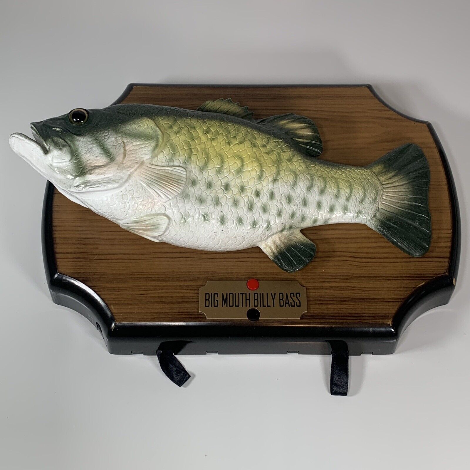 1999 Big Mouth Billy Bass Singing Fish Take Me To The River Don't Worry Be Happy